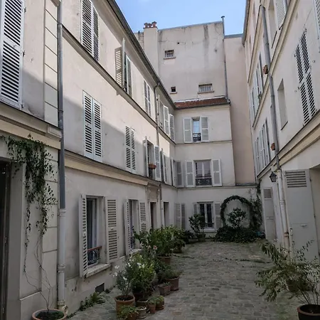 Appartamento Parisian Hideaway - Heart Of Montmartre, Abbesses